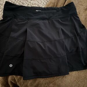 Lulu Lemon Lululemon Pace Rival black tennis skirt size 6